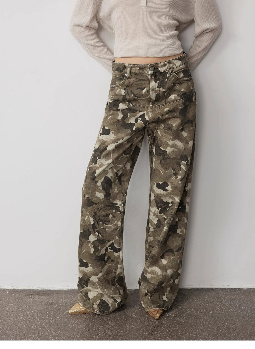 Camouflage Print Washed Loose Straight-Leg Denim Jean
