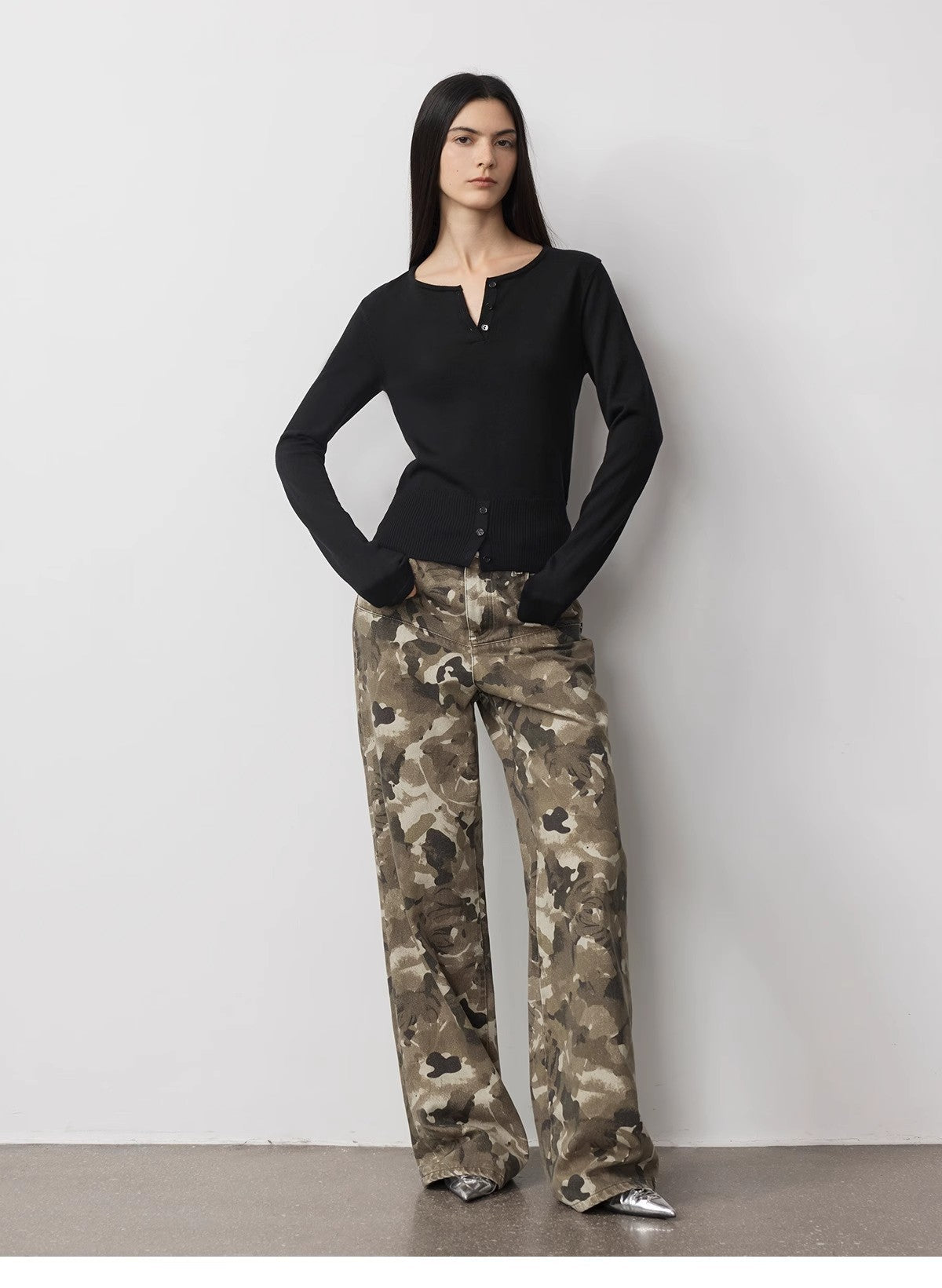 Camouflage Print Washed Loose Straight-Leg Denim Jean