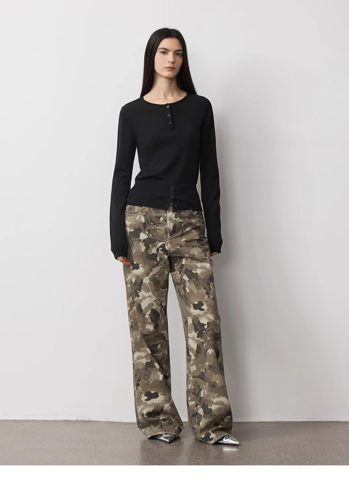 Camouflage Print Washed Loose Straight-Leg Denim Jean